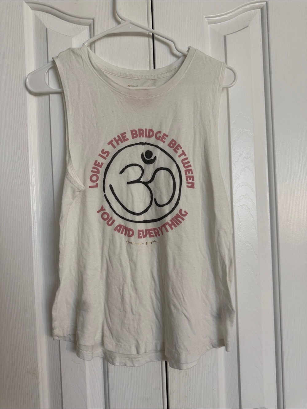 Spiritual gangster White Graphic Muscle Tank Top with Pink Print